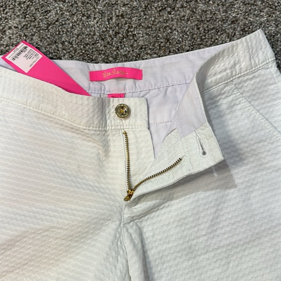 🛍️SOLD🩷NWT Lily Pulitzer White Scalloped Shorts Size 0 - Picture 3 of 7